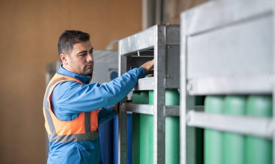 Dlaczego napełnianie gazowych butli to zadanie dla profesjonalistów?