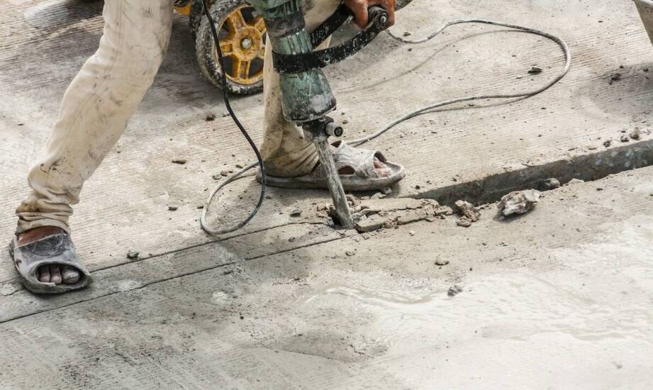 Jakie są najczęstsze zastosowania wiertnicy do betonu w budownictwie przemysłowym?