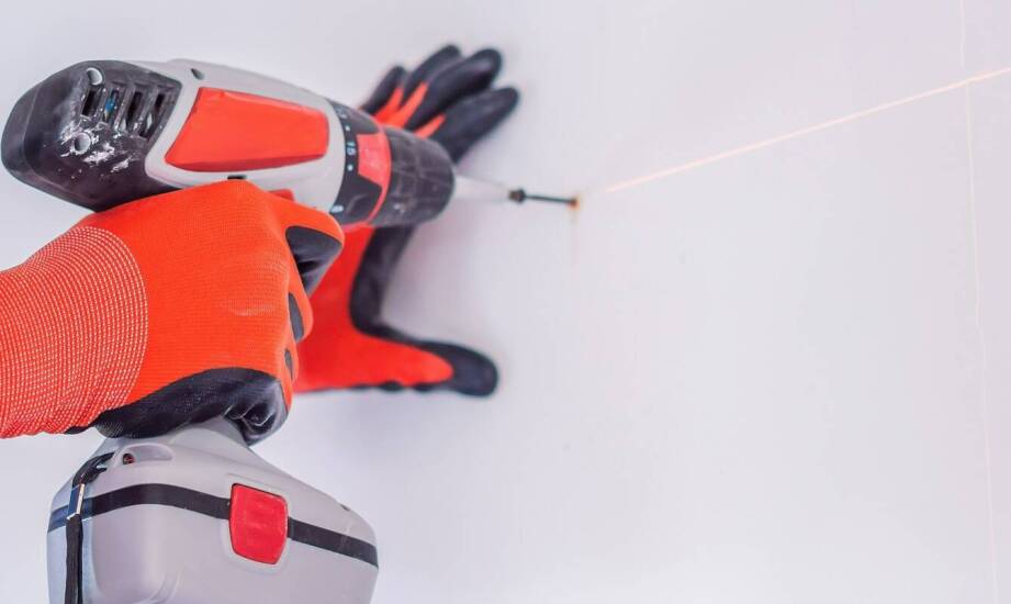 Jak krzyżowe lasery ułatwiają montaż mebli na zamówienie