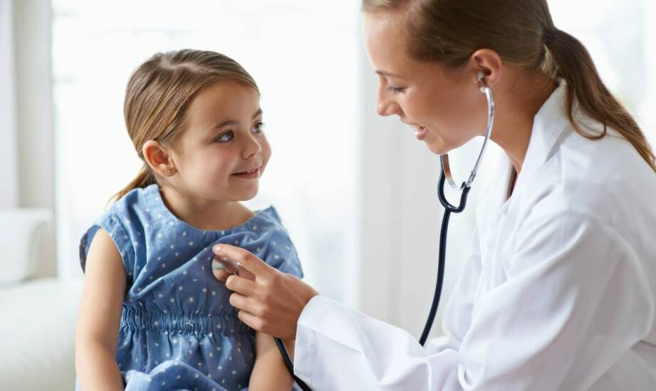 Jak współpraca z pediatrą wpływa na skuteczność leczenia skórnych zmian?