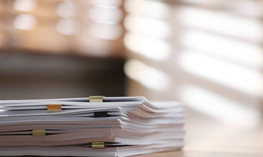 Jakie dokumenty wymagają przysięgłych tłumaczeń przy zakładaniu spółki?