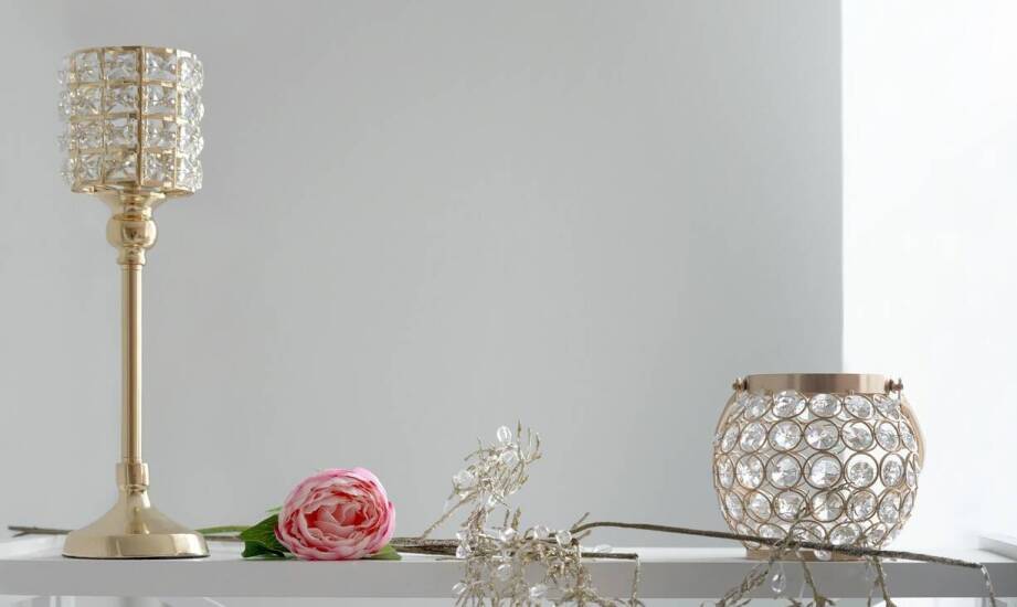 Wybór odpowiedniej podstawki do zniczy – na co zwrócić uwagę?