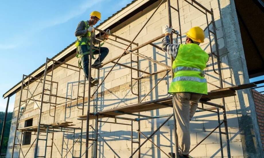 Modułowe rusztowania i ich zastosowanie w różnych typach inwestycji