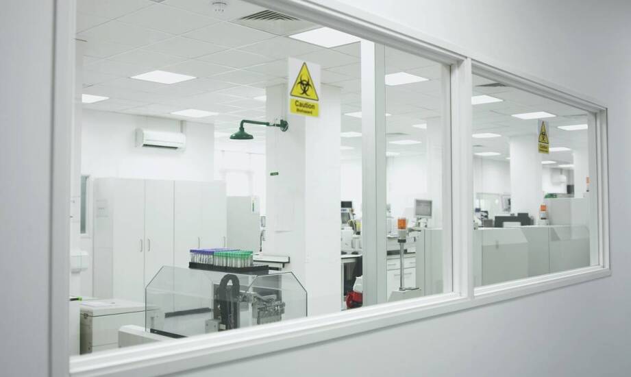 Jak nowoczesne technologie wpływają na laboratoryjne wyposażenie?