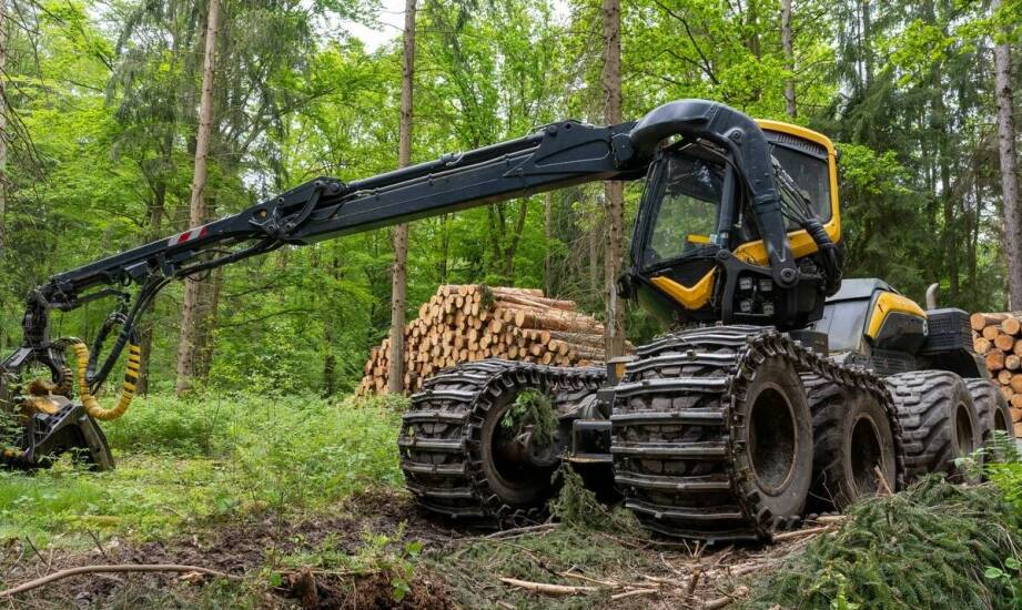 Kluczowe różnice między oponą 420/85R24 a innymi leśnymi modelami