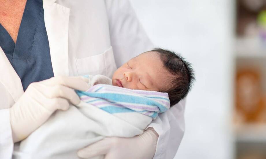 Znaczenie badań wzroku od pierwszych dni życia: rola niemowlęcego okulisty