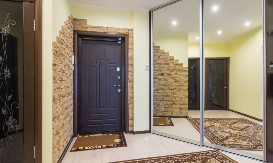 Wybór odpowiednich drzwi na wymiar z pomocą ekspertów z PHU Dekor