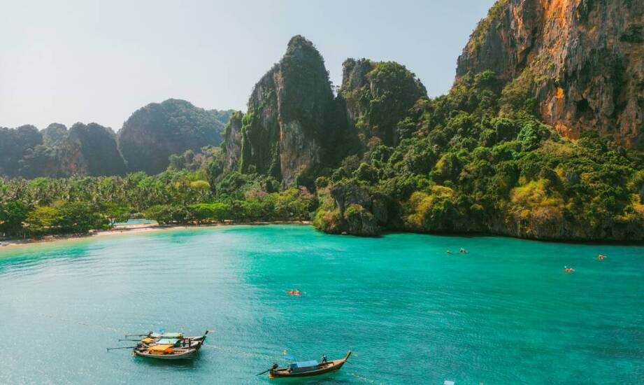 Grecja z pokładu łodzi: objazdowe wycieczki, które zapadają w pamięć