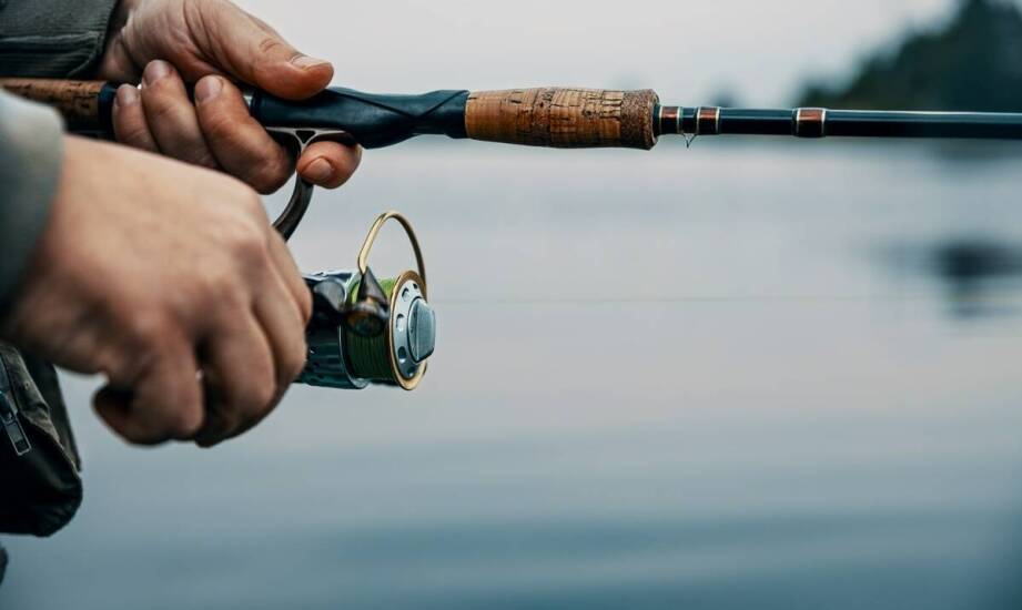 Jakie materiały są najlepsze do produkcji wysokiej jakości muchowych narzędzi?