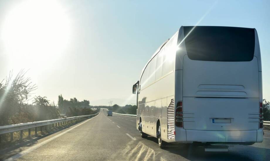 Nasze busy na trasie z Legnicy do Niemiec: jak dbamy o ekologię i nowoczesność?