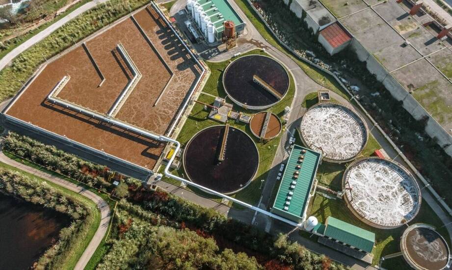 Jak projektowanie systemów do oczyszczania ścieków wpływa na ich efektywność?