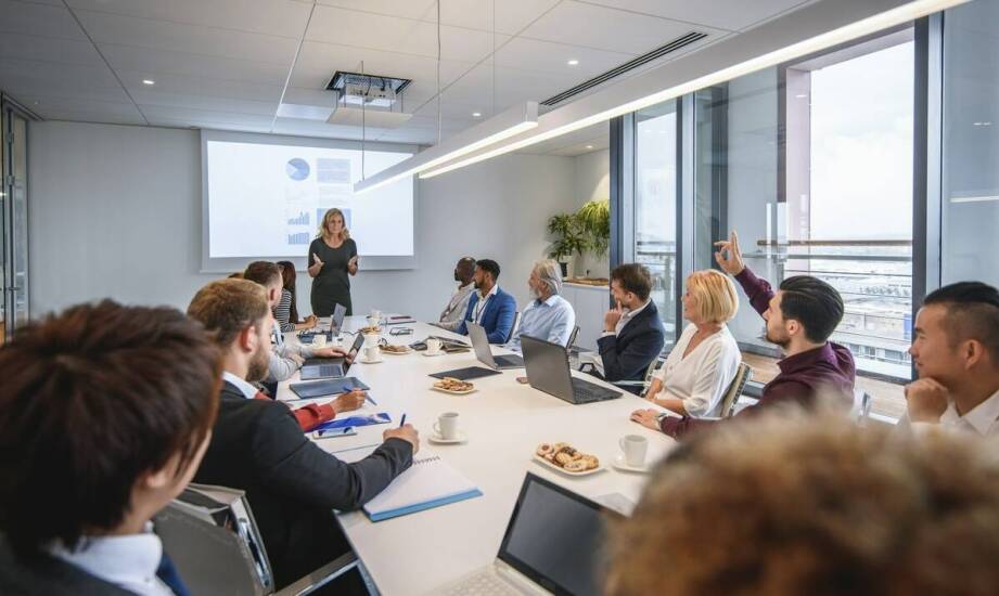 Rola cateringu w sukcesie biznesowych wydarzeń: Nasza konferencyjna oferta