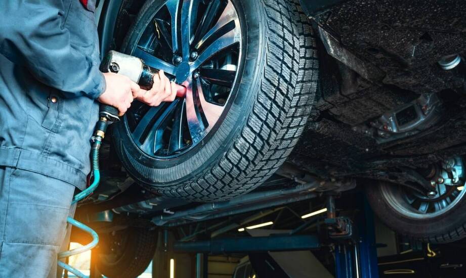 Jakie kluczowe usługi wulkanizacyjne są przy przygotowaniu do przeglądu rejestracyjnego?