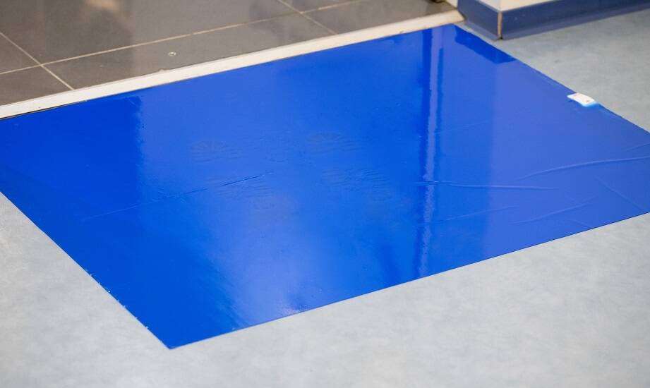 Proces wyboru idealnej dezynfekcyjnej maty – na co zwrócić uwagę?