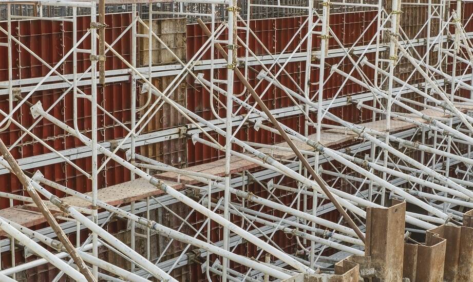 Wynajem rusztowań w Chrzanowie: co warto wiedzieć przed podjęciem decyzji?