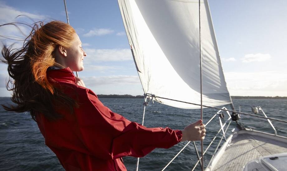 Dlaczego żeglarska odzież Helly Hansen to wybór profesjonalistów?