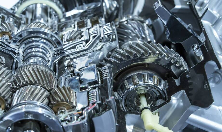 Jak poprawna konserwacja wpływa na żywotność automatycznych skrzyń biegów w ciężarówkach?