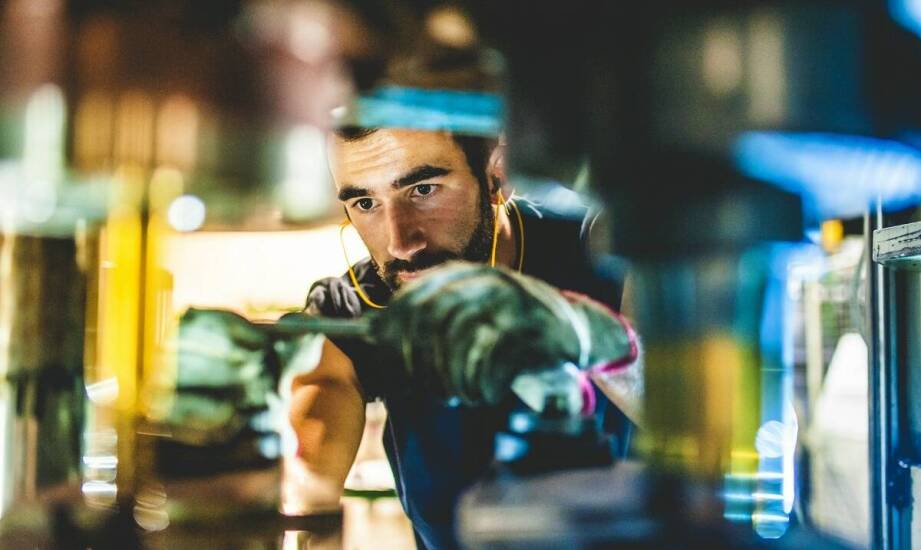 Rola precyzyjnego demontażu w procesie przenoszenia produkcyjnych linii