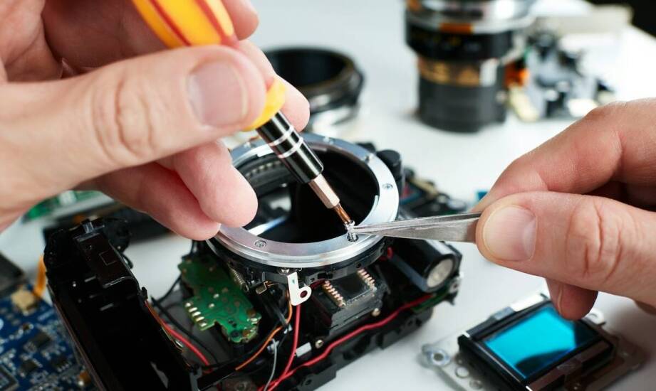 Jakie korzyści płyną z profesjonalnej naprawy video kamer?