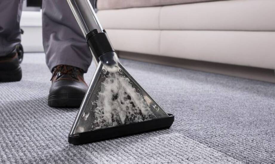 Czyszczenie wykładzin w Gliwicach – jakie metody stosujemy dla najlepszych efektów?