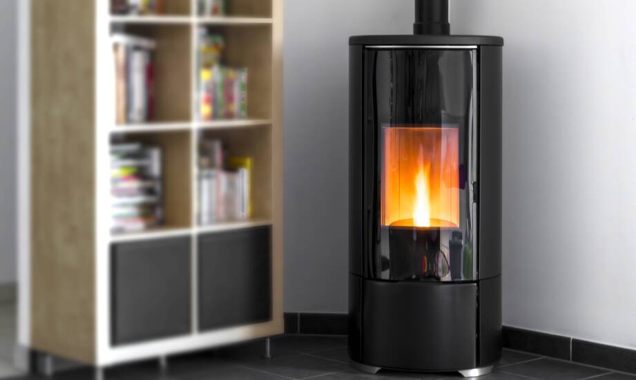 Zalety wolnostojących pieców typu koza w nowoczesnych wnętrzach