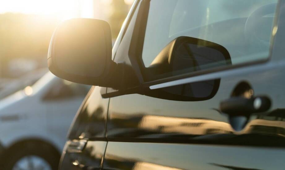 Chromowanie samochodowych klamek: estetyka i ochrona w jednym.