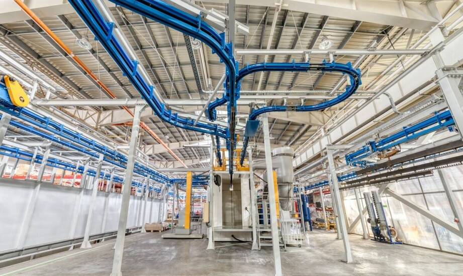 Jak automatyzacja wpływa na efektywność usług proszkowego malowania?