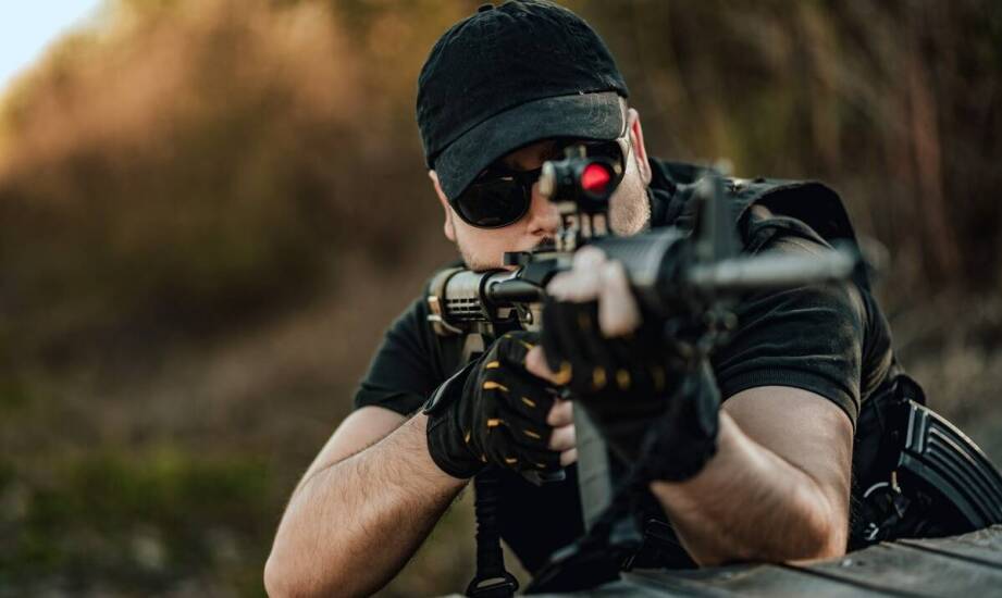 Najnowsze trendy w sportowym strzelectwie - co oferuje strzelnica?