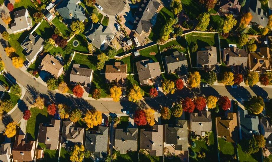 Wpływ lotniczych zdjęć na decyzje zakupowe klientów