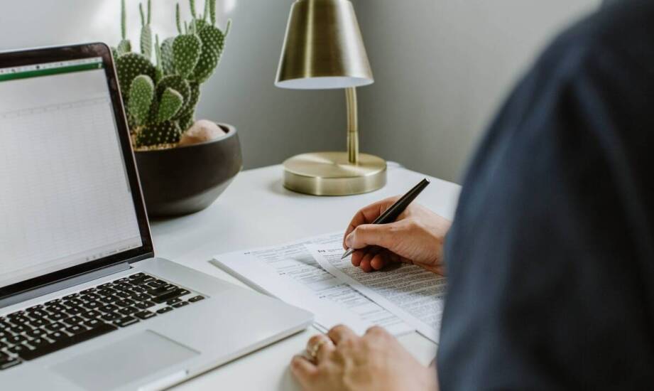 Proces rejestracji zmian w KRS po zakupie gotowej spółki