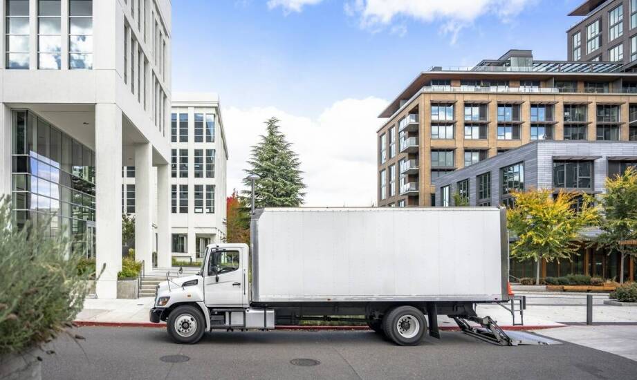 Jakie aspekty warto uwzględnić przy wyborze firmy transportowej do przeprowadzki do Niemiec?