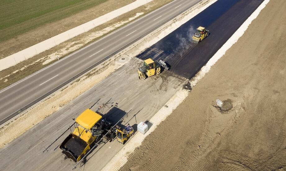 Kto zarządza kluczowym odcinkiem trasy Świecko-Konin i jakie inwestycje planuje?
