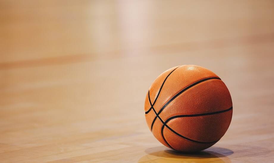 Jak właściwie pompować piłkę do koszykówki, aby zapewnić optymalny odskok?