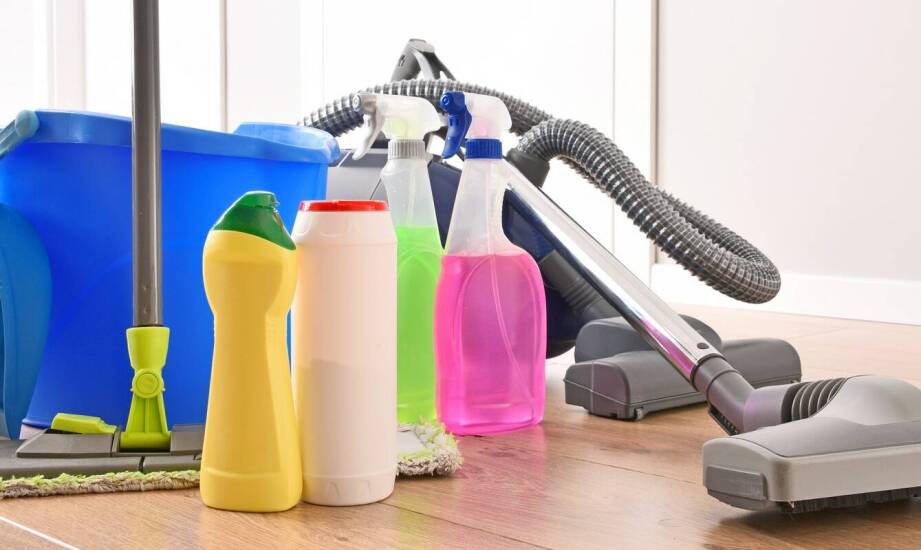 Specjalistyczne środki do czyszczenia brukowej kostki – co warto wiedzieć?