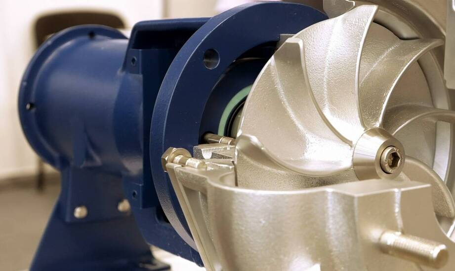 Jak głębinowe pompy wpływają na procesy chłodnicze w przemyśle?