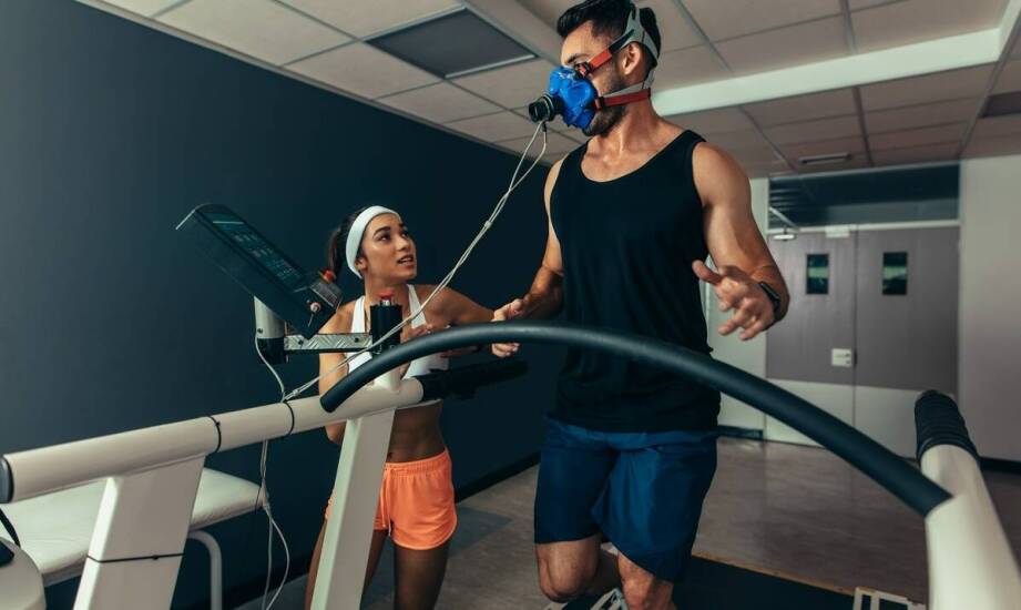 Jak wysokościowe badania pomagają w ocenie zdolności do pracy na wysokościach?