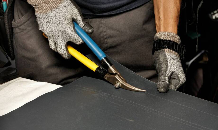 Dlaczego warto zaufać specjalistom w renowacji podsufitek?