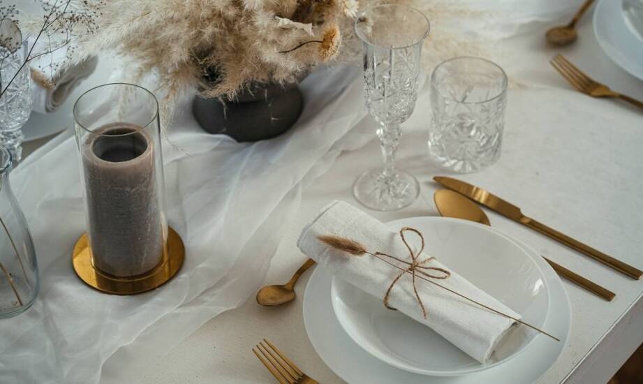 Catering online we Wrocławiu: Jak zamówić idealne menu na event?