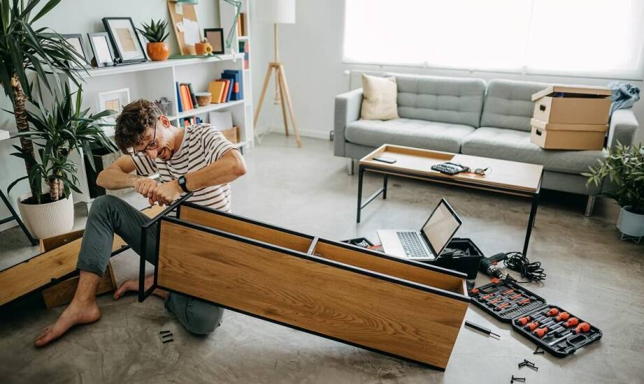 Nowoczesne techniki montażu biurowych mebli: co warto wiedzieć?