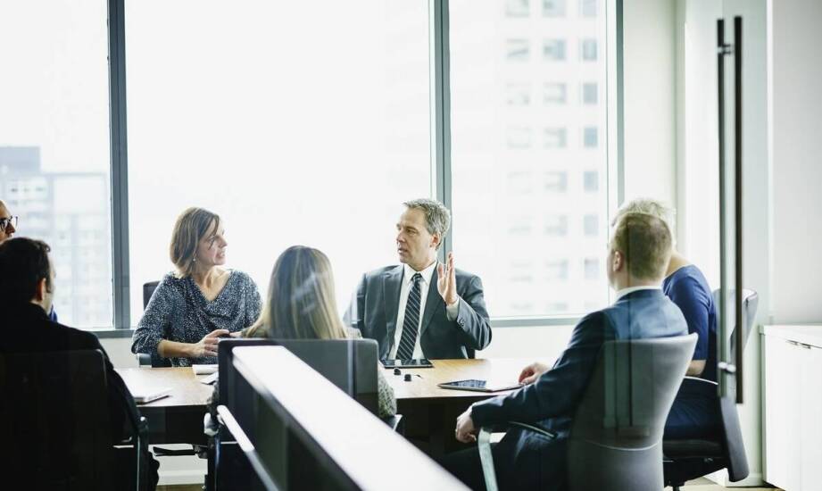 Jak skutecznie egzekwować umowne kary w zamówieniach publicznych?