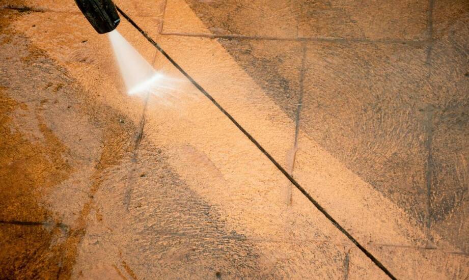 Jak długotrwałe są efekty sodowania brukowej kostki w warunkach miejskich?