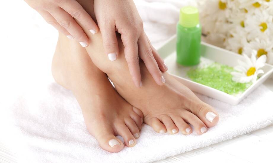 Przegląd dostępnych pakietów zabiegów na stopy w naszej ofercie