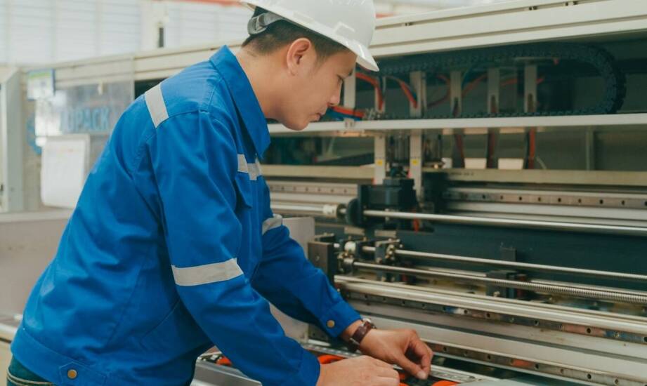 Bezpieczeństwo pracy a jakość klejenia taśm przenośnikowych na zimno