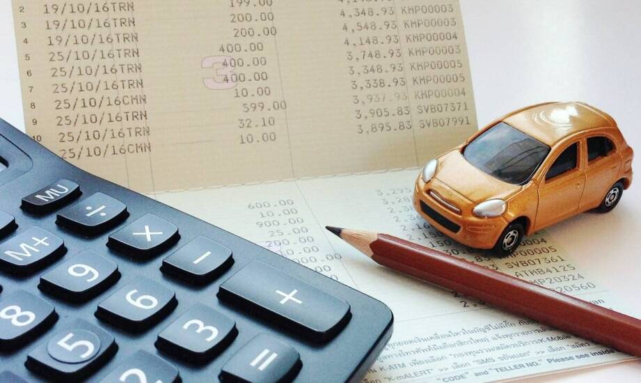 Pożyczka pod zastaw samochodu: Co warto wiedzieć o umowie?