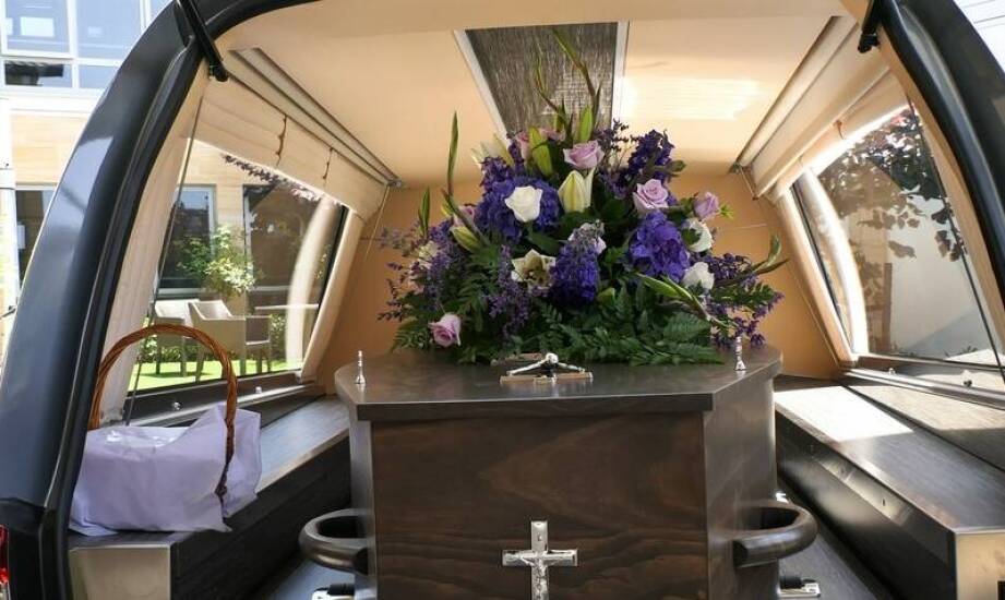 Czy zakład pogrzebowy może pomóc w załatwieniu urzędowych formalności?