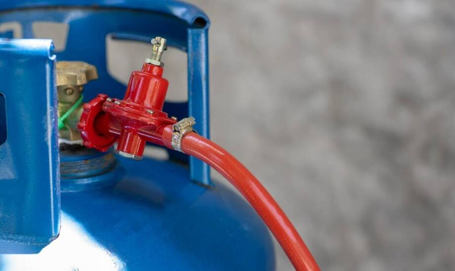 Jak dbać o turystycznych butli zawory przed napełnieniem?