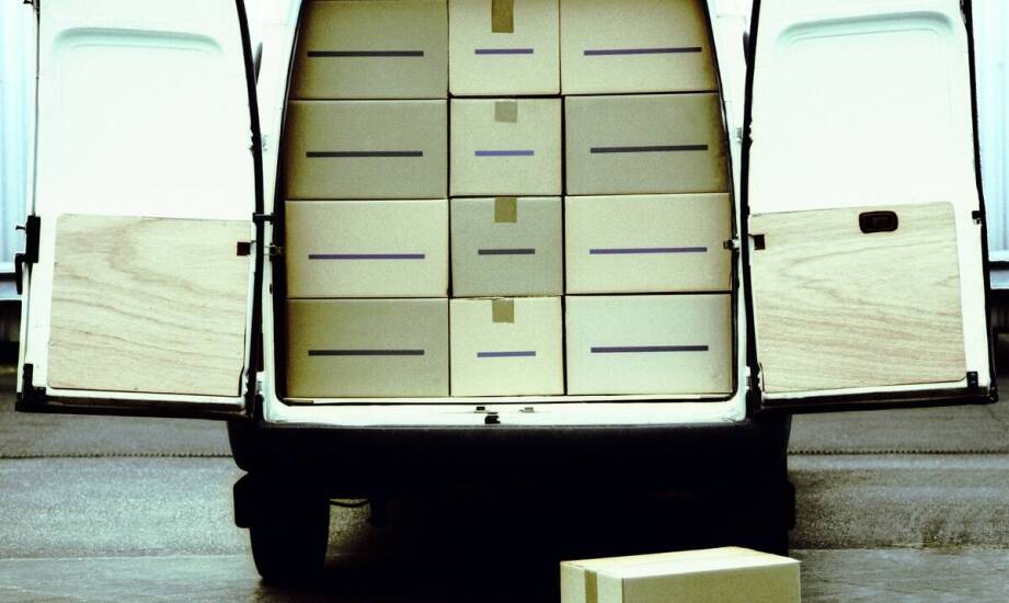 Jak wynajem busa może ułatwić logistykę przy przeprowadzce?