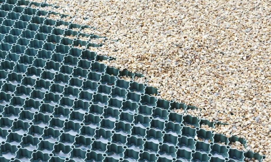 Jak zbrojeniowa mata wspiera ochronę przed deformacjami nawierzchni drogowych?