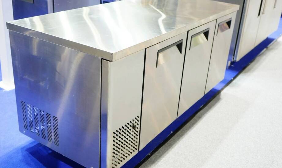 Jakie technologiczne innowacje oferują producenci chłodnic do agregatów?