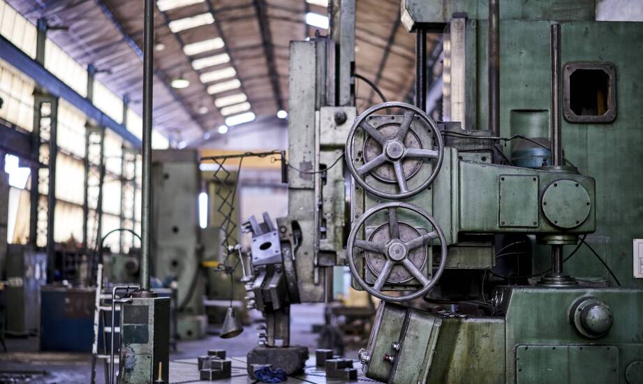 Wie beeinflusst Stahl A105 Innovationen im Bau von Industriemaschinen?